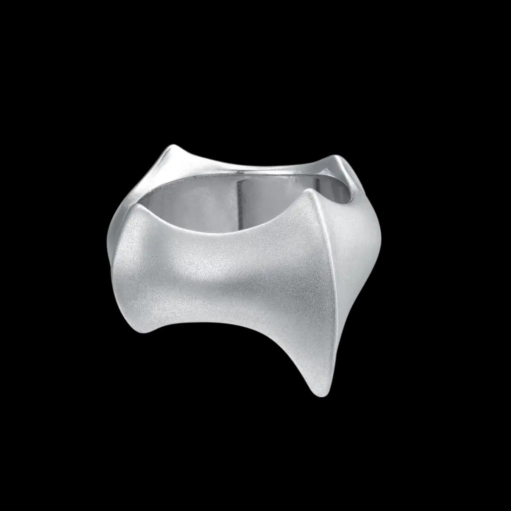 rebirth-in-the-fire-thorn-ring