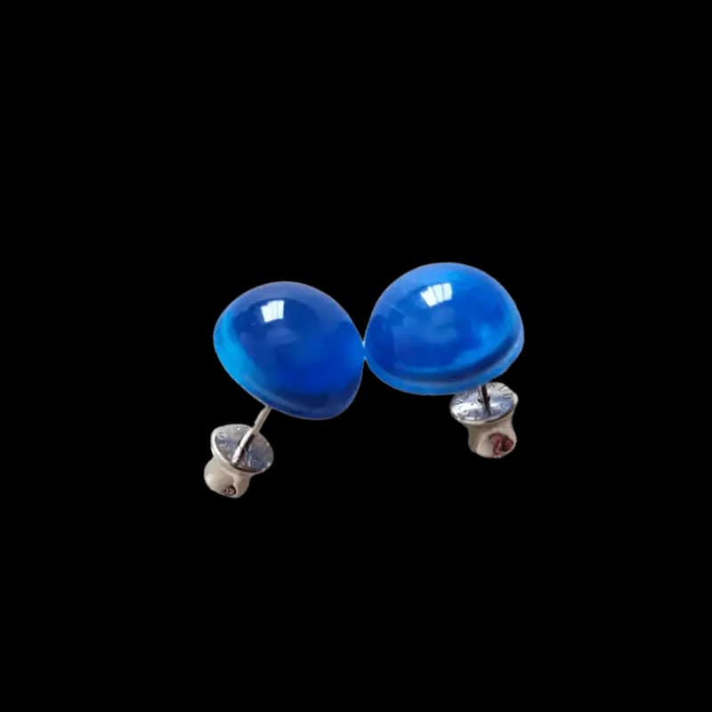 minimalist-blue-agate-stud-earrings