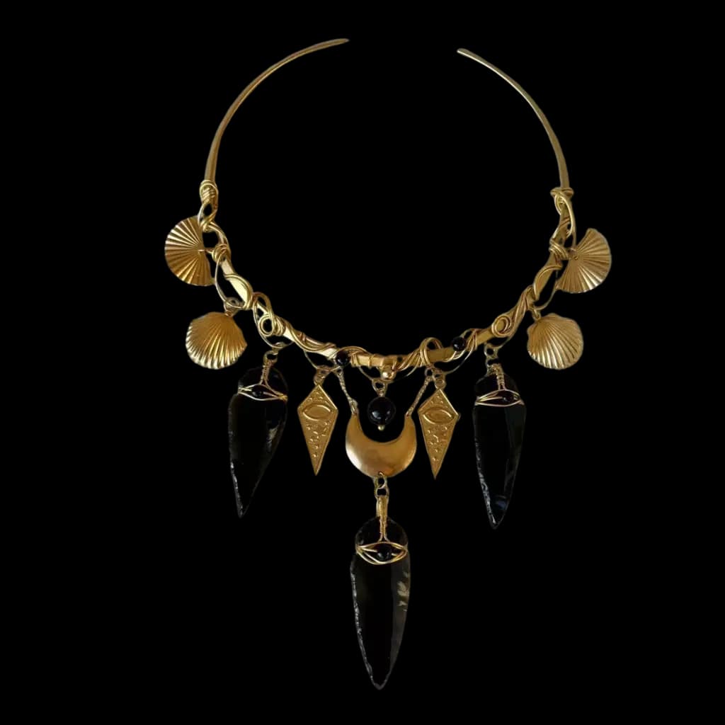 egyptian-pharaoh-obsidian-cat-claw-necklace